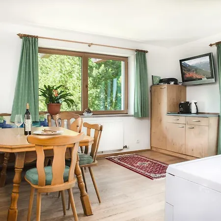 Schwarzenauer Apartamento *