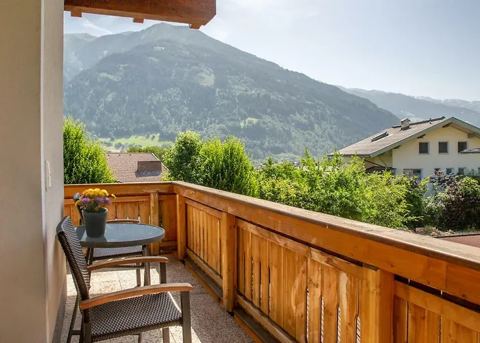 施瓦赛诺尔公寓 *